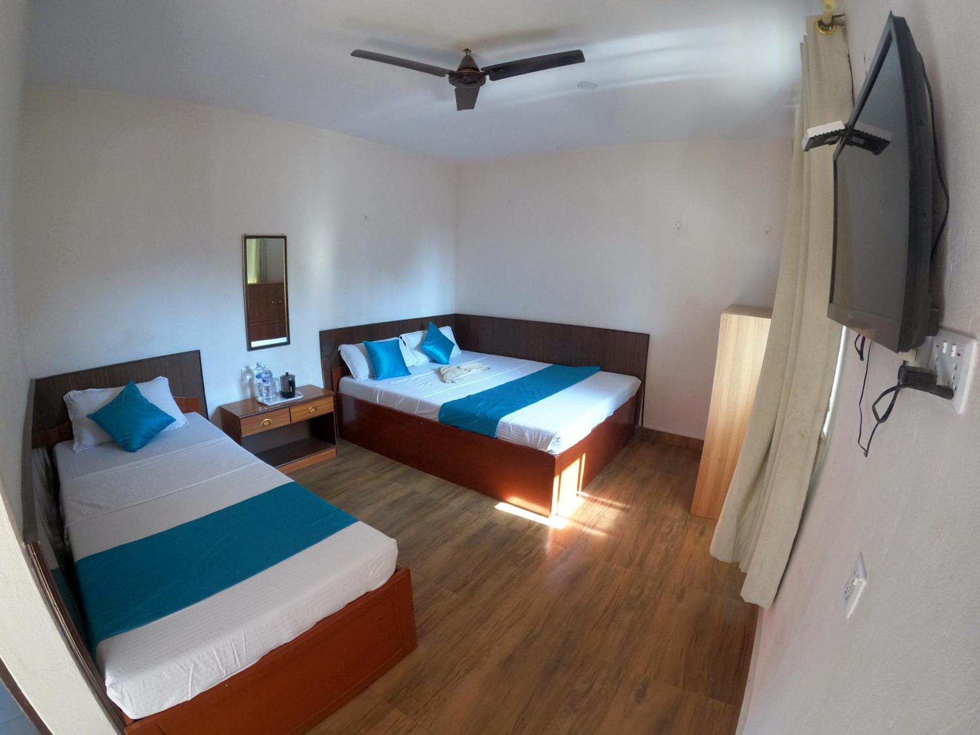 Hotel Dolly Pokhara Exterior photo