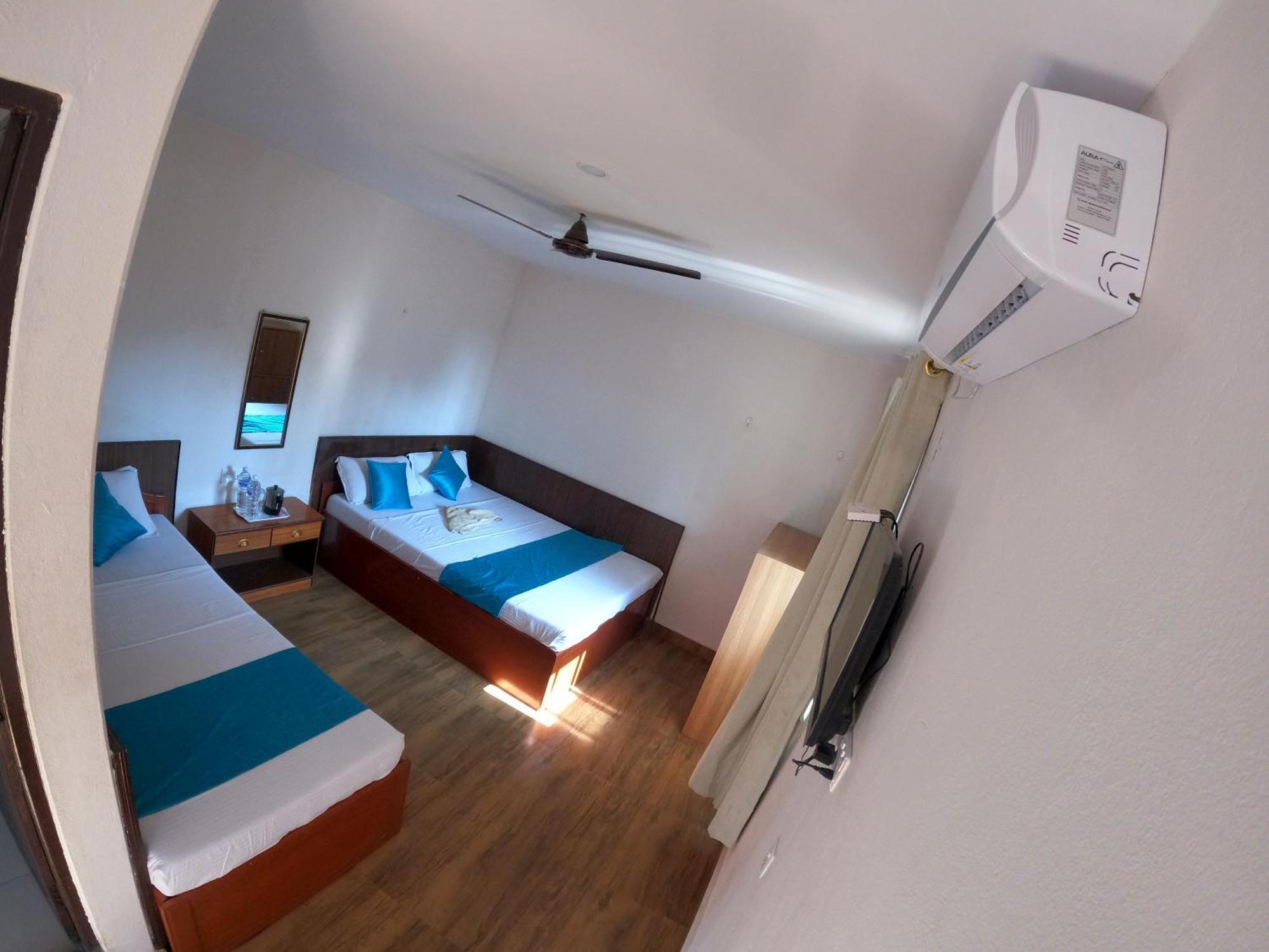 Hotel Dolly Pokhara Exterior photo